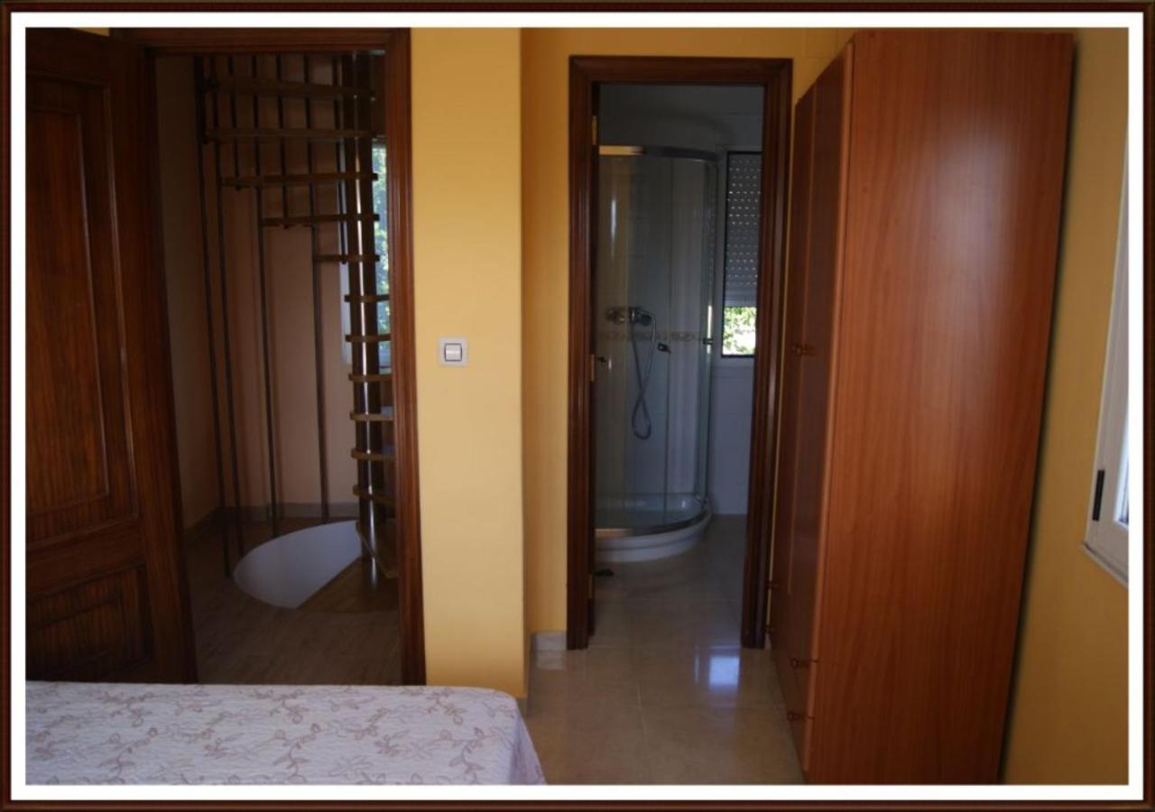 Apartamento En Zona Rustica De Camarinas Exterior photo
